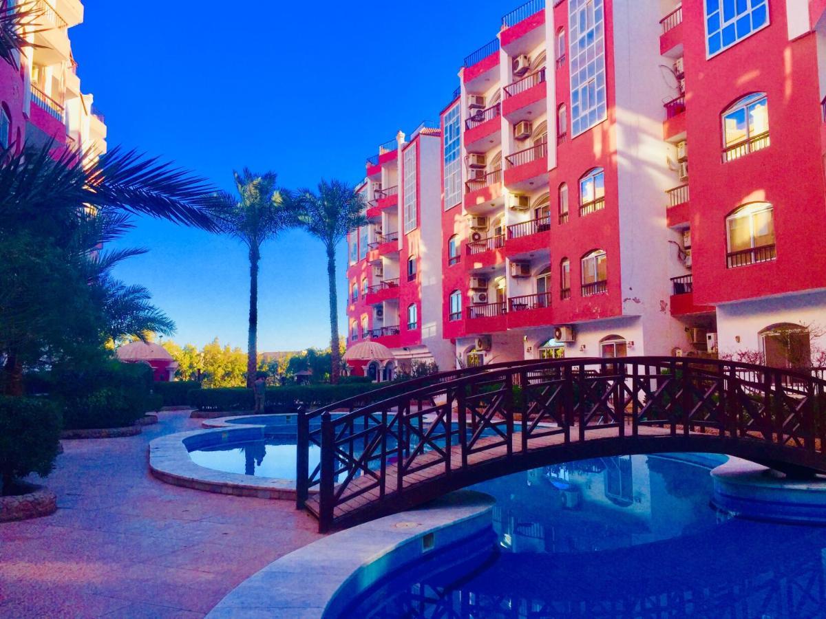Desert Pearl Apartment Хургада Экстерьер фото